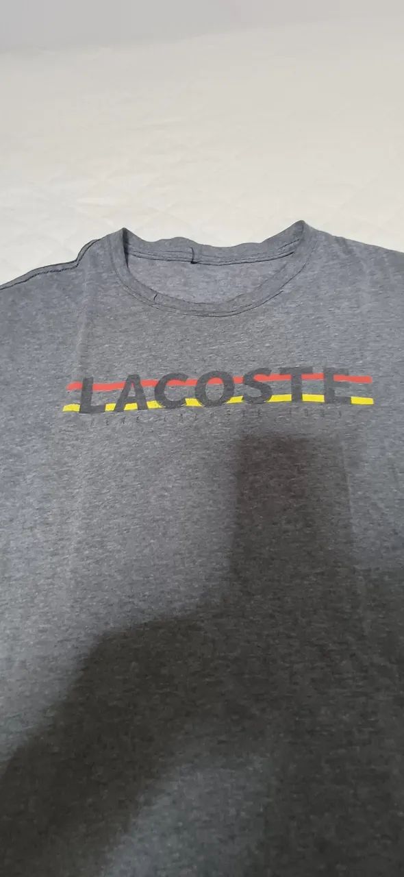 3 camisetas P e M diversas - Foto 2