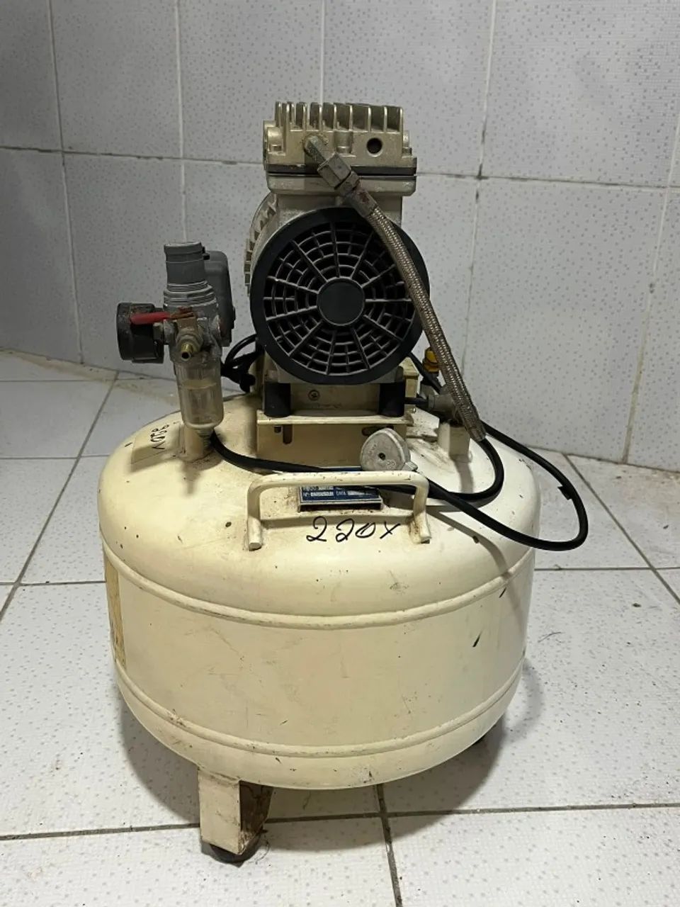 Compressor de ar odontológico - Cristófoli  - Foto 4