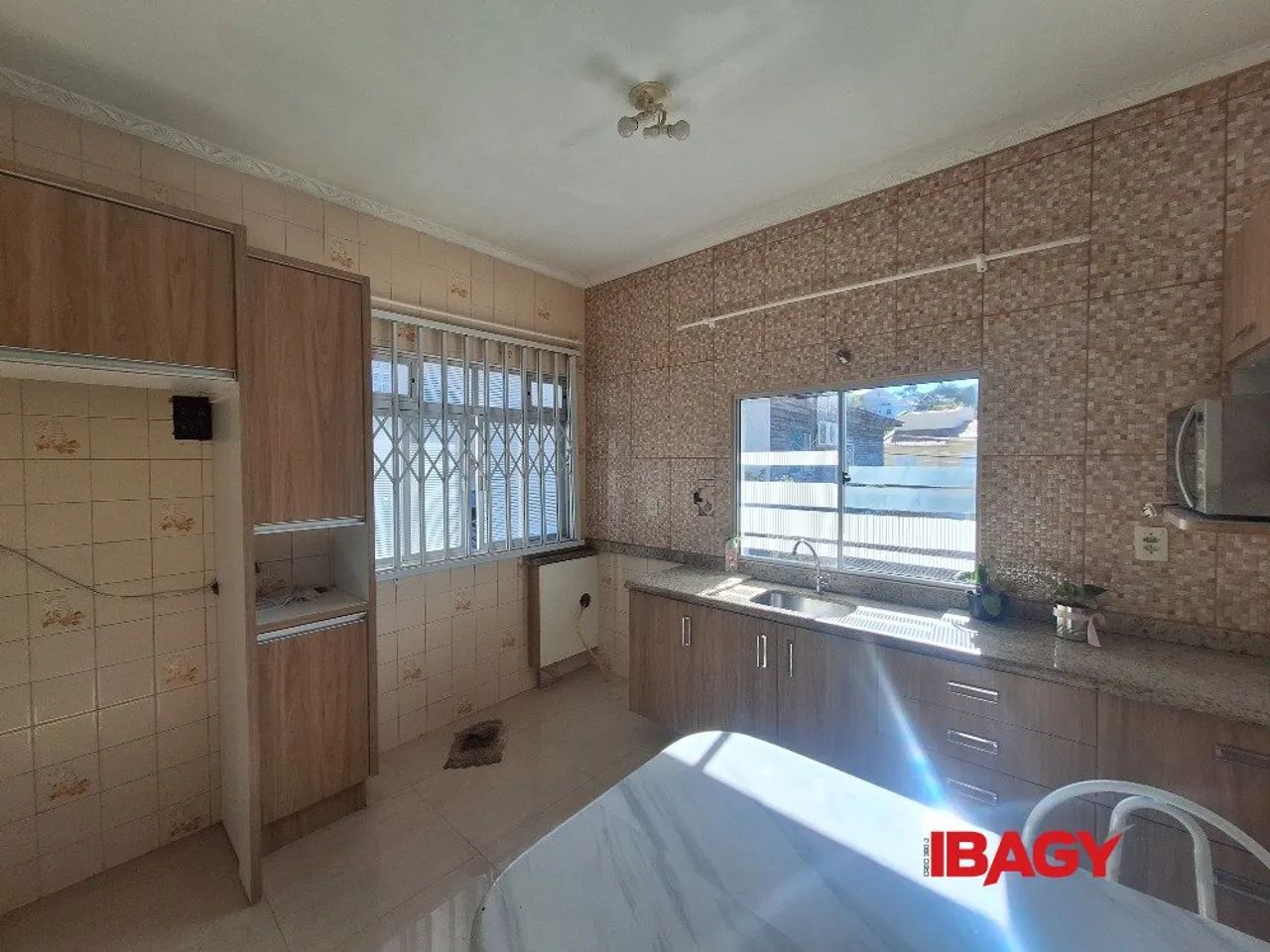 Excelente Casa 3 dormitório(s) em Capoeiras - Florianópolis - Foto 5