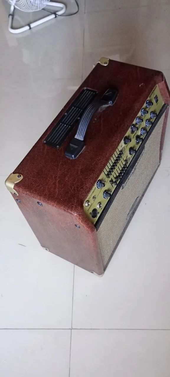 Caixa Behringer acx1800 - voz, violão, e instr. - Foto 2