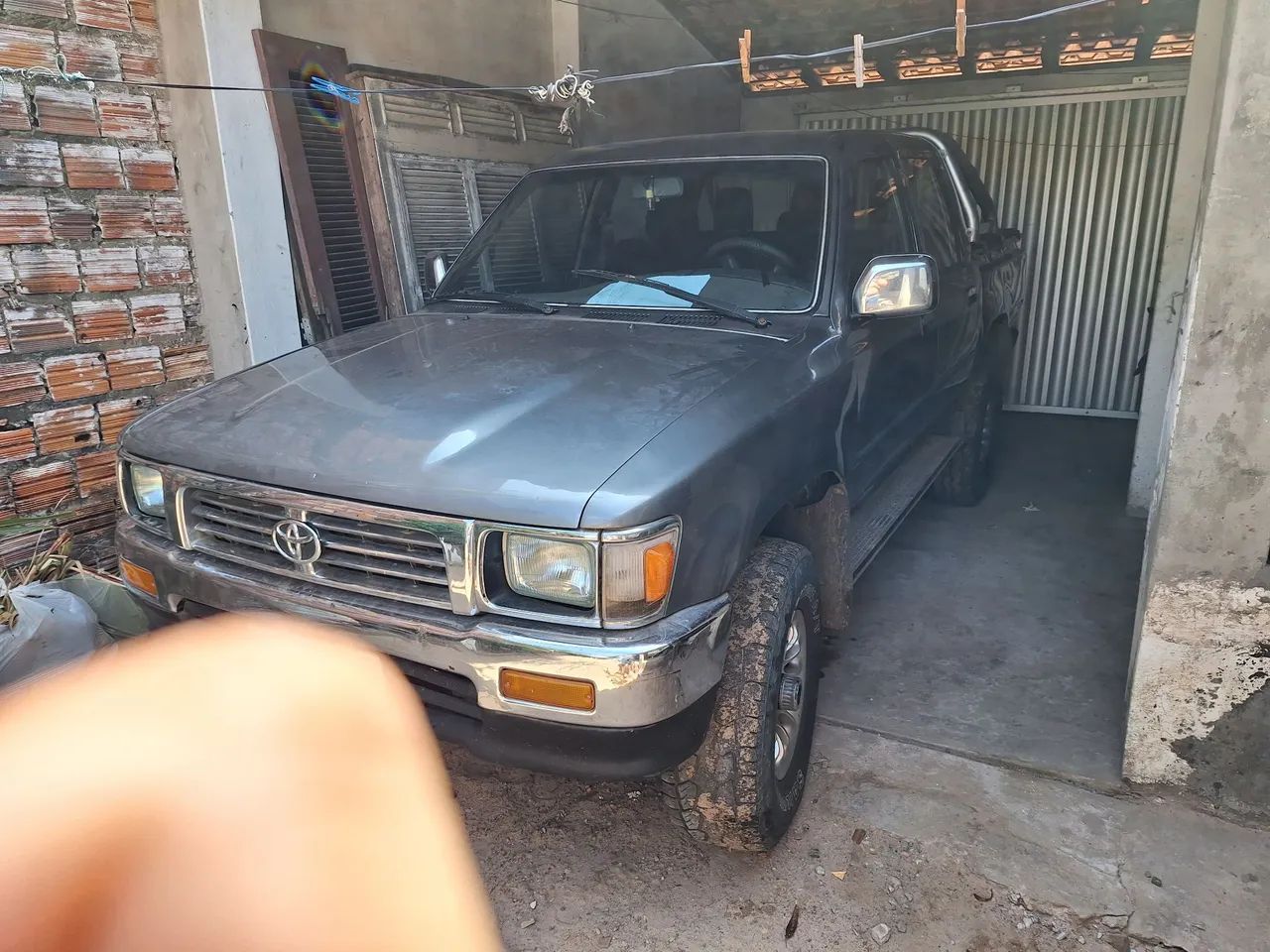 Toyota Hilux Hilux CD SR5 4x4 2.8 Diesel 2001