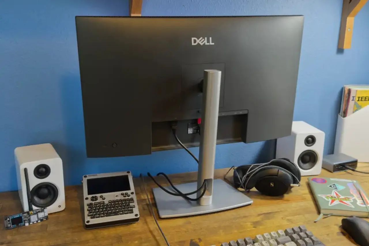 Monitor Dell 4k 100hz Hub 90watt - Foto 2