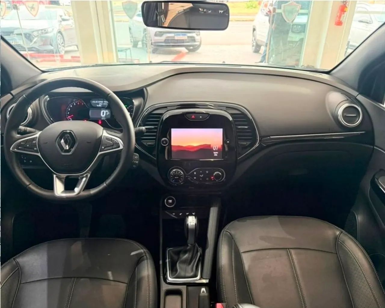 Renault Captur Intense 2023 Automática - 28.000km - Foto 4
