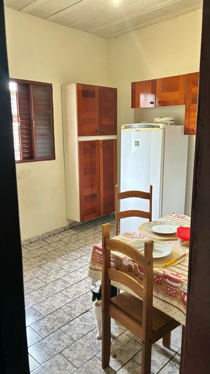 Vendo casa espaçosa com 2 quartos  - Foto 3