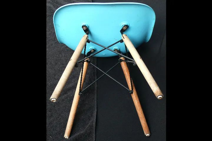 Cadeira Eames SÓ UMA para reposição - Foto 4