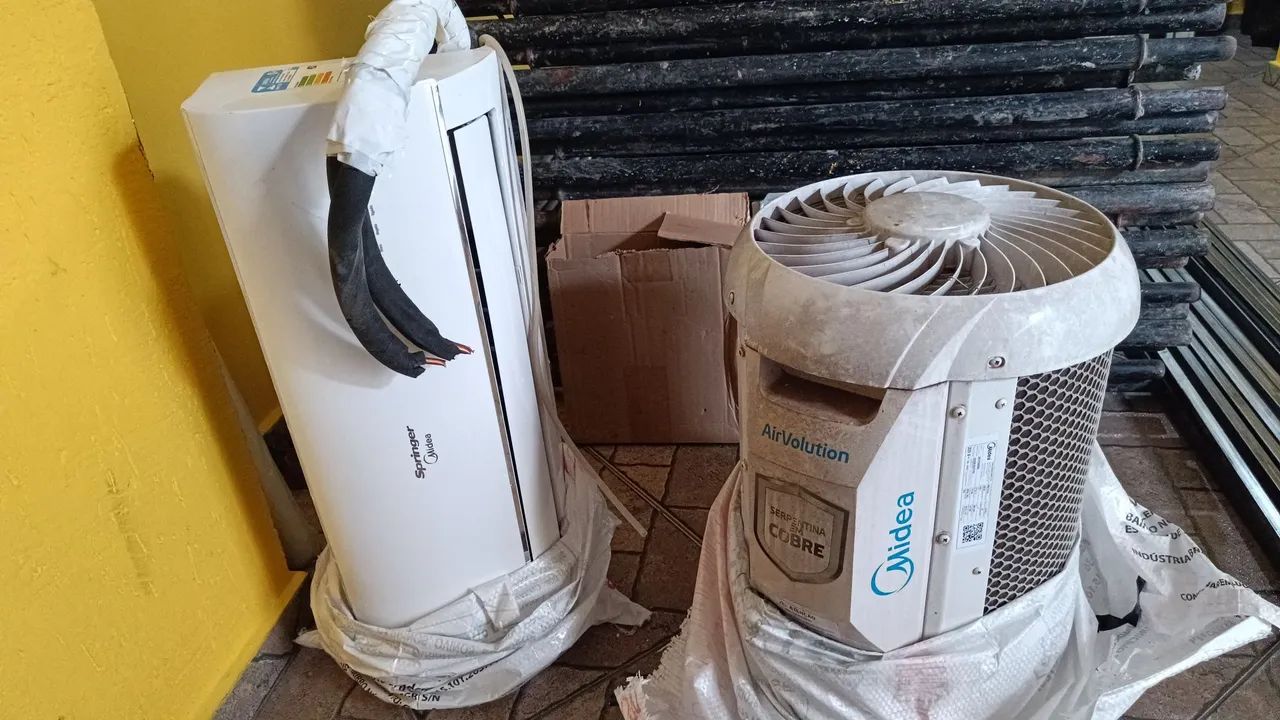 Ar condicionado 12000 BTUs Midea 