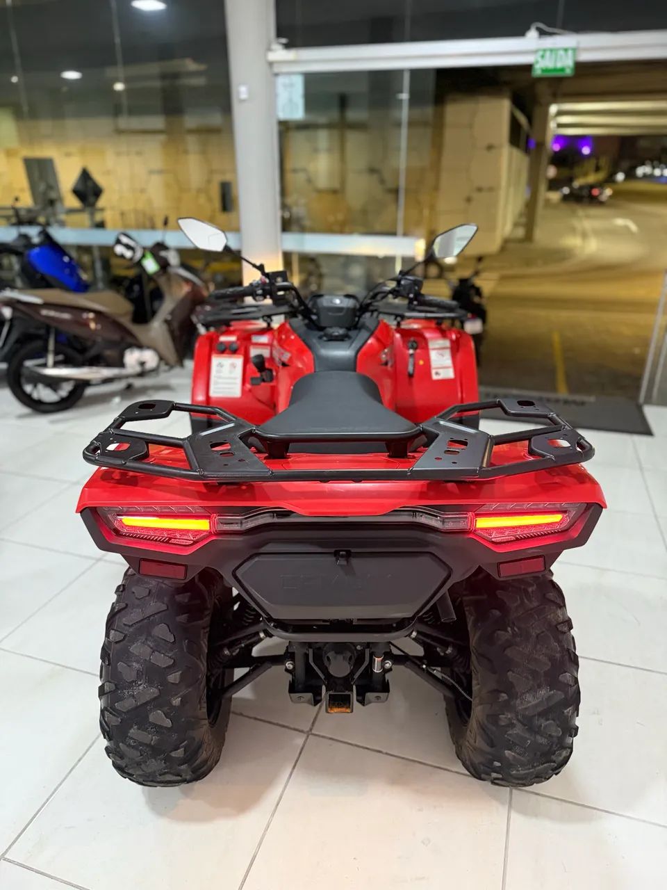 QUADRICICLO CFORCE 450cc COM 500Km!! - Foto 4