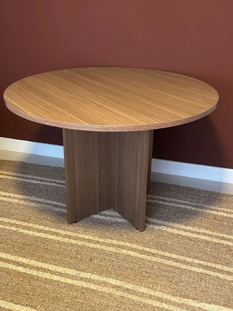 Mesa de jantar redonda 4 lugares 