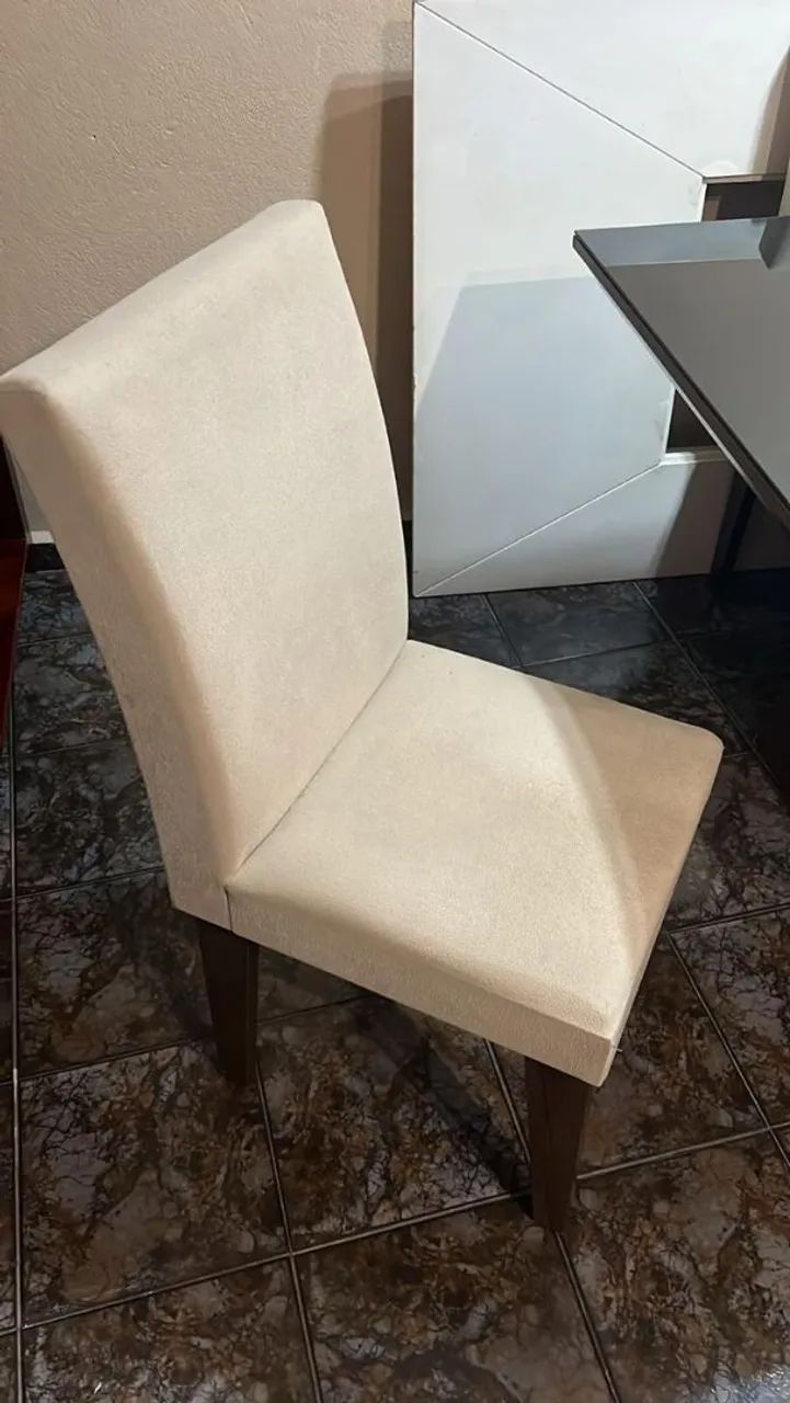 Vende-se mesa com 6 cadeiras  - Foto 4