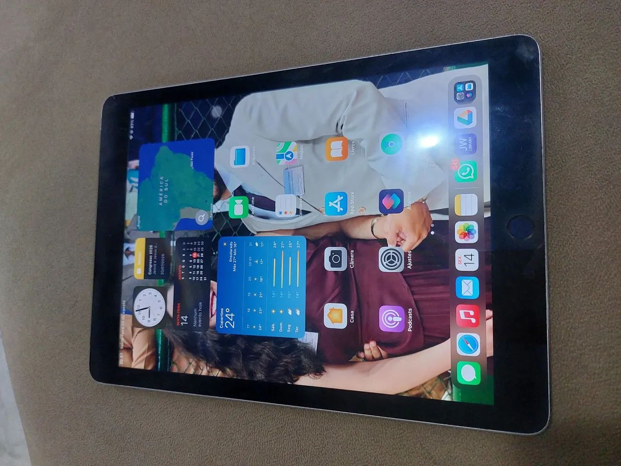Vendo Ipad Air 2 com 64GB tela de 9 polegadas
