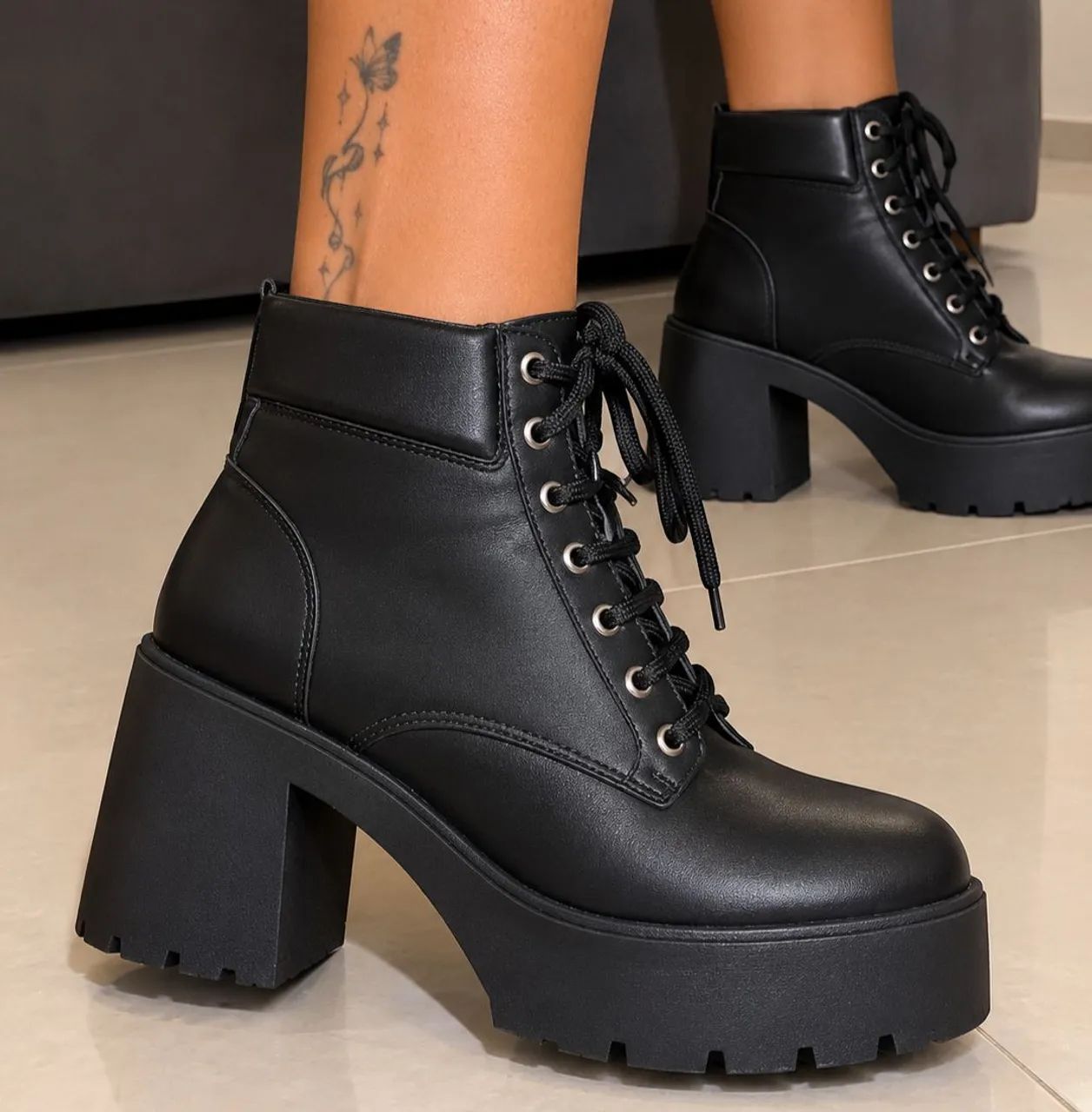 Bota preta tamanho 38