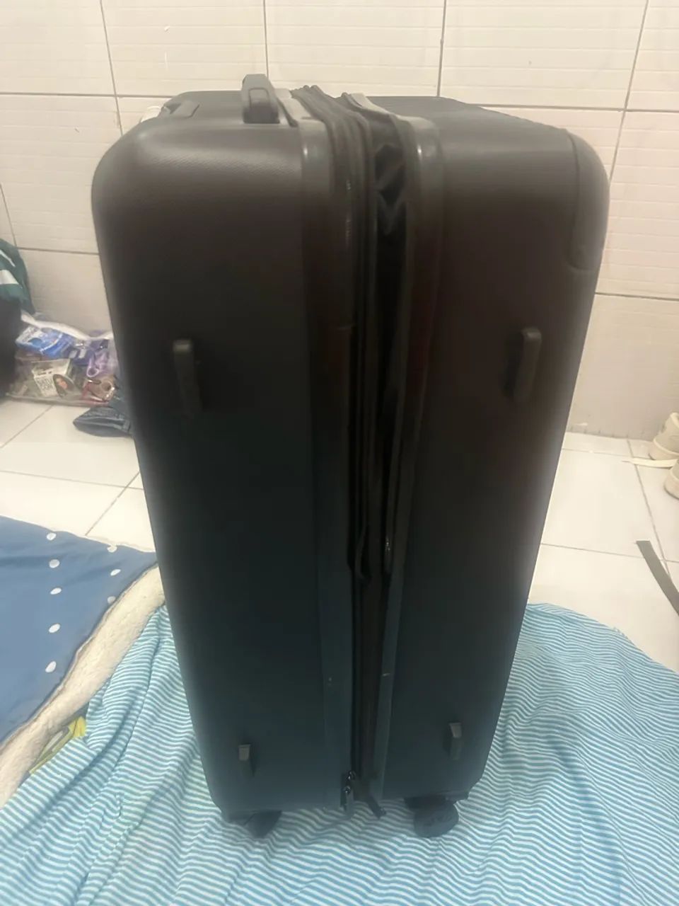 Vendo mala de viagem 30kg - Foto 3