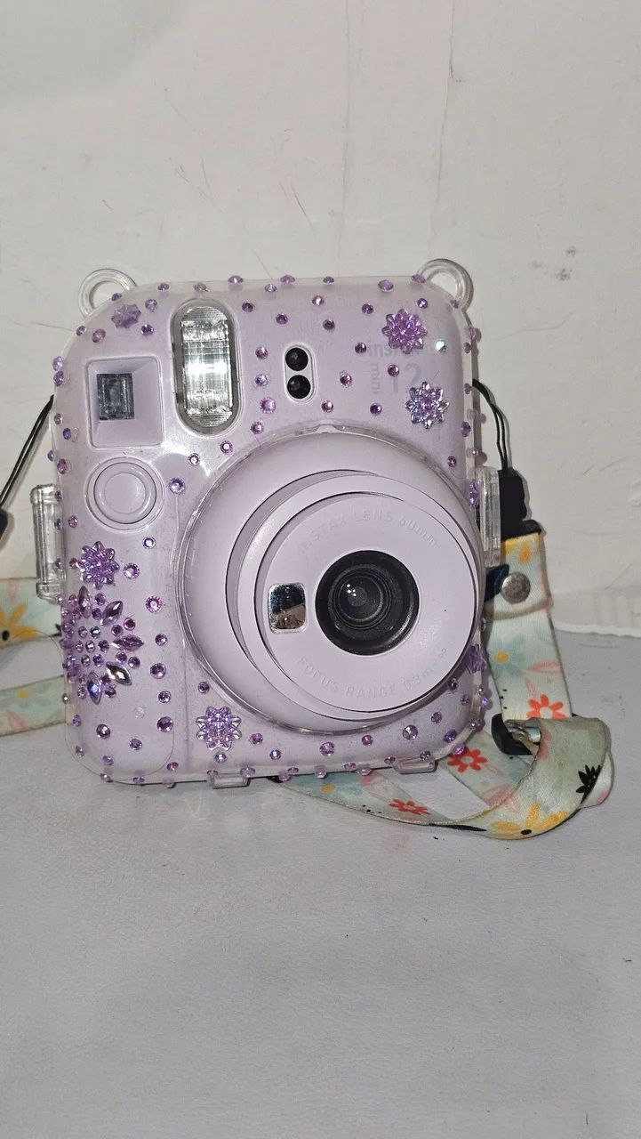 Câmera instax mini 12 + capa protetora de acrílico  - Foto 3