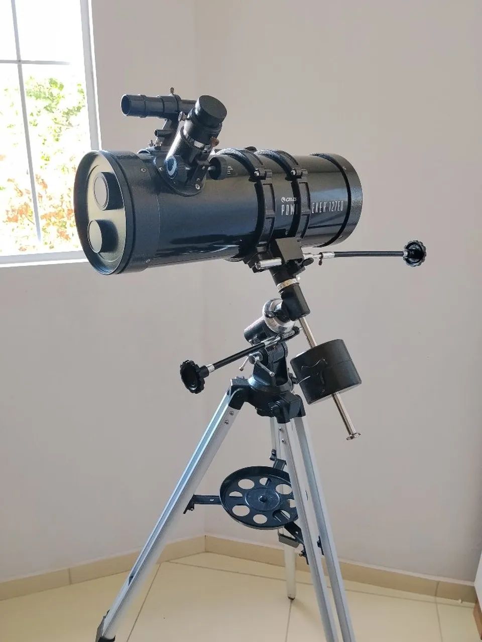 Telescópio Refletor Powerseeker 127EQ COMPLETO (semi-novo)