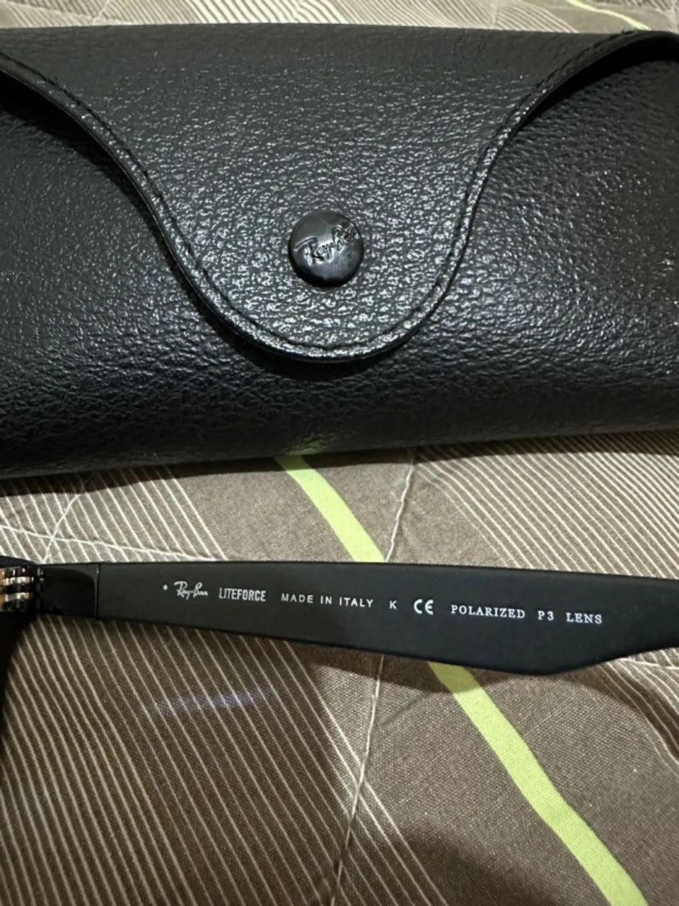 Ray-Ban New Wayfarer Liteforce RB4207  - Foto 3