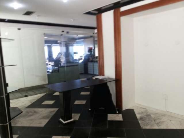Excelente oportunidade de negócio em ondina. sala para escritório ou loja.