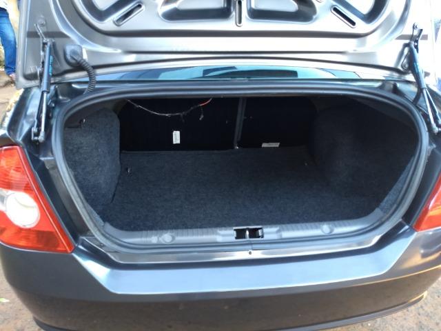 Ford Fiesta - Foto 2