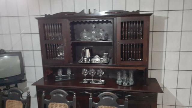Cuzinha antiga arca mais uma mesa com 8 cadeiras - Foto 2