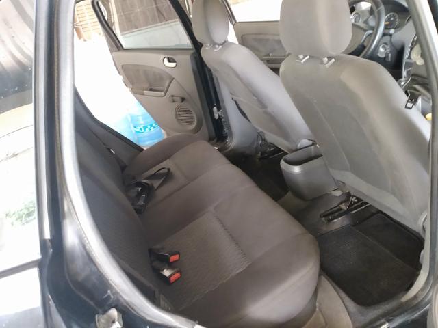Vendo fiesta sedan - Foto 11
