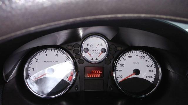Peugeout 207 HB XR 1.4 2013 - Foto 4