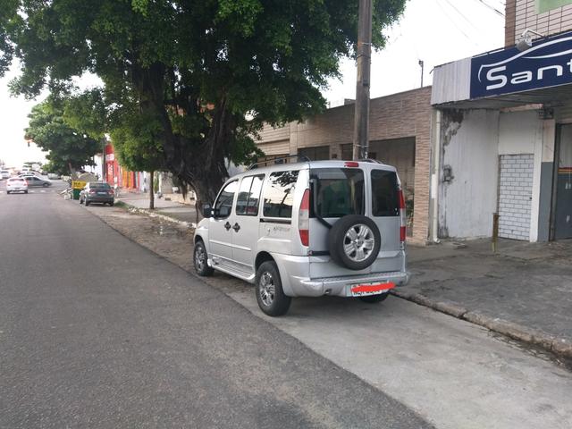 Fiat DOBLO Adventure 2005 COM GÁS - Foto 10