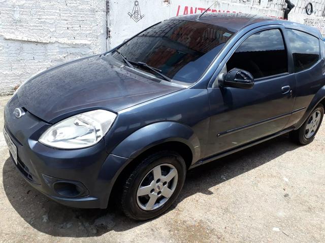 Vendo Ford Ka 2 mil de entrada - Foto 2