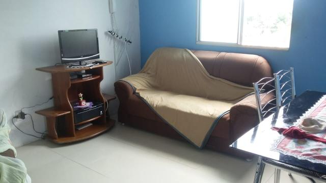 Vende-se um apartamento em condomínio fechado - Foto 2