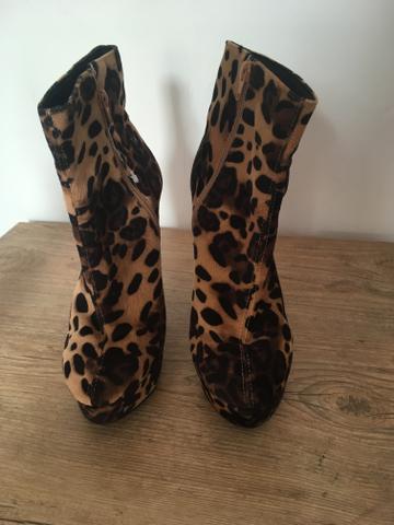 Bota estampa animal LOFT - Foto 3