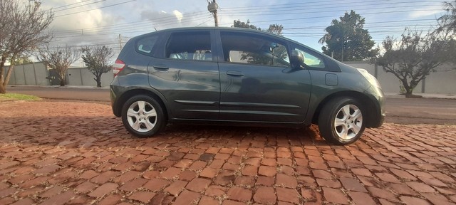 VENDO HONDA FIT 1.4 COMPLETO