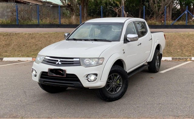 L200 TRITON 2013 DIESEL AUTOMATICA 4X4