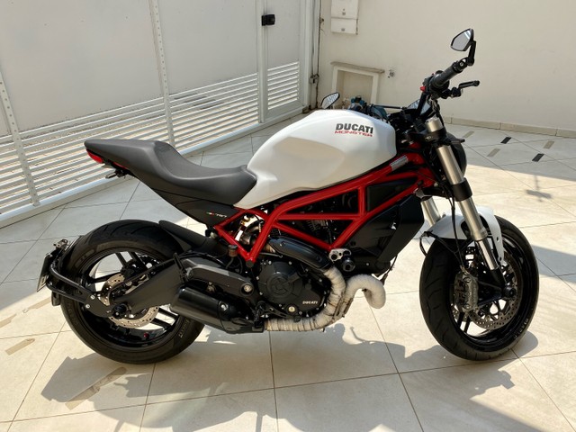 DUCATI MONSTER 797