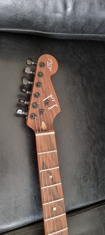 Guitarra HandMade com captadores Malagoli - Foto 5