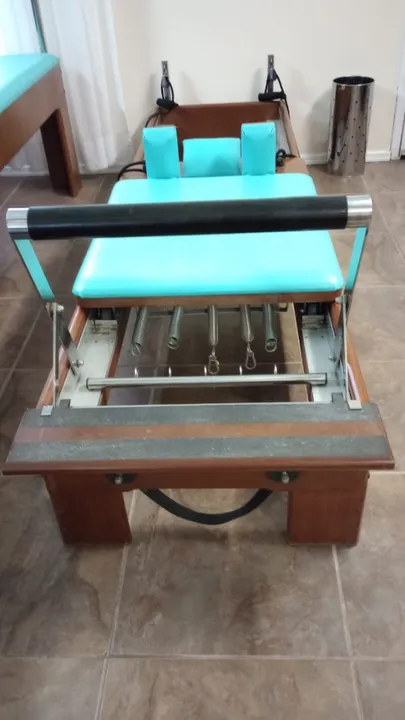 EQUIPAMENTO DE PILATES EM ÓTIMAS CONDIÇÕES