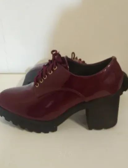 Sapato feminino Oxford 
