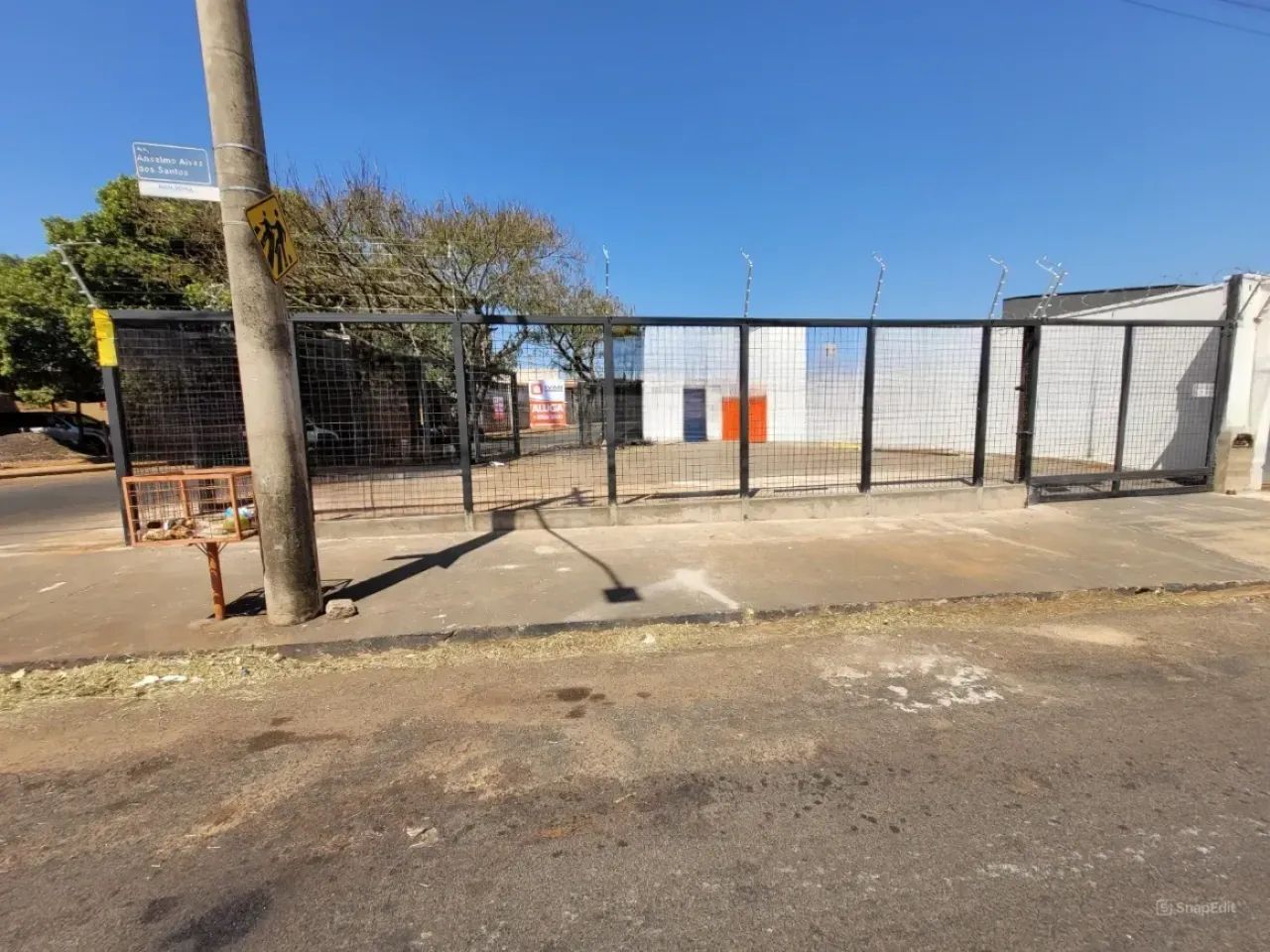 Ponto comercial para locação no bairro Santa Mônica
