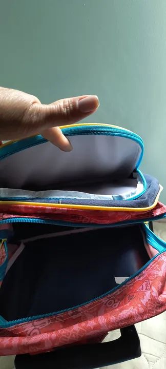 Mochila Infantil Meninas com rodinhas  - Foto 4