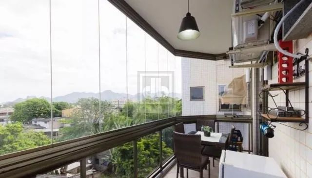 Apartamento - Pechincha - Próximo ao center Shopping - Belíssimo e apartamento, Vista livr