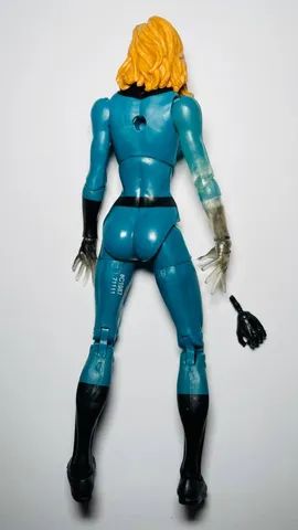 Marvel Legends Susan Storm / Mulher Invisivel (Walgreens) Quarteto Fantástico Altura 15 cm - Foto 2