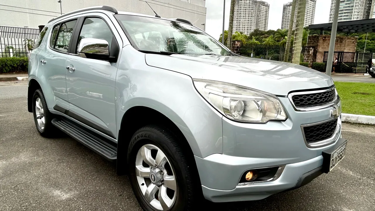 Trailblazer LTZ diesel 7 lugares 2013