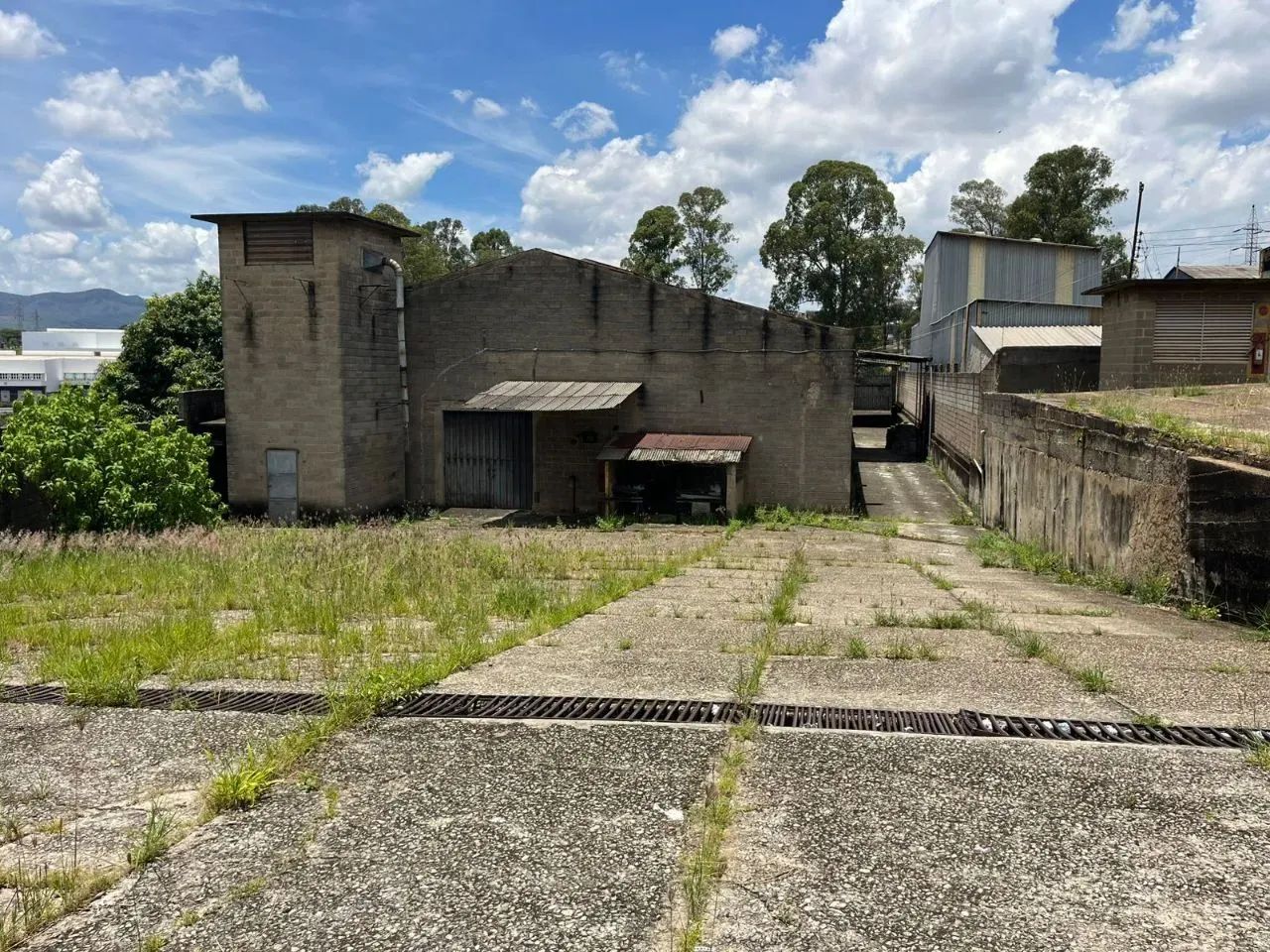 Aluguel Commercial / Industrial Contagem MG - Foto 8