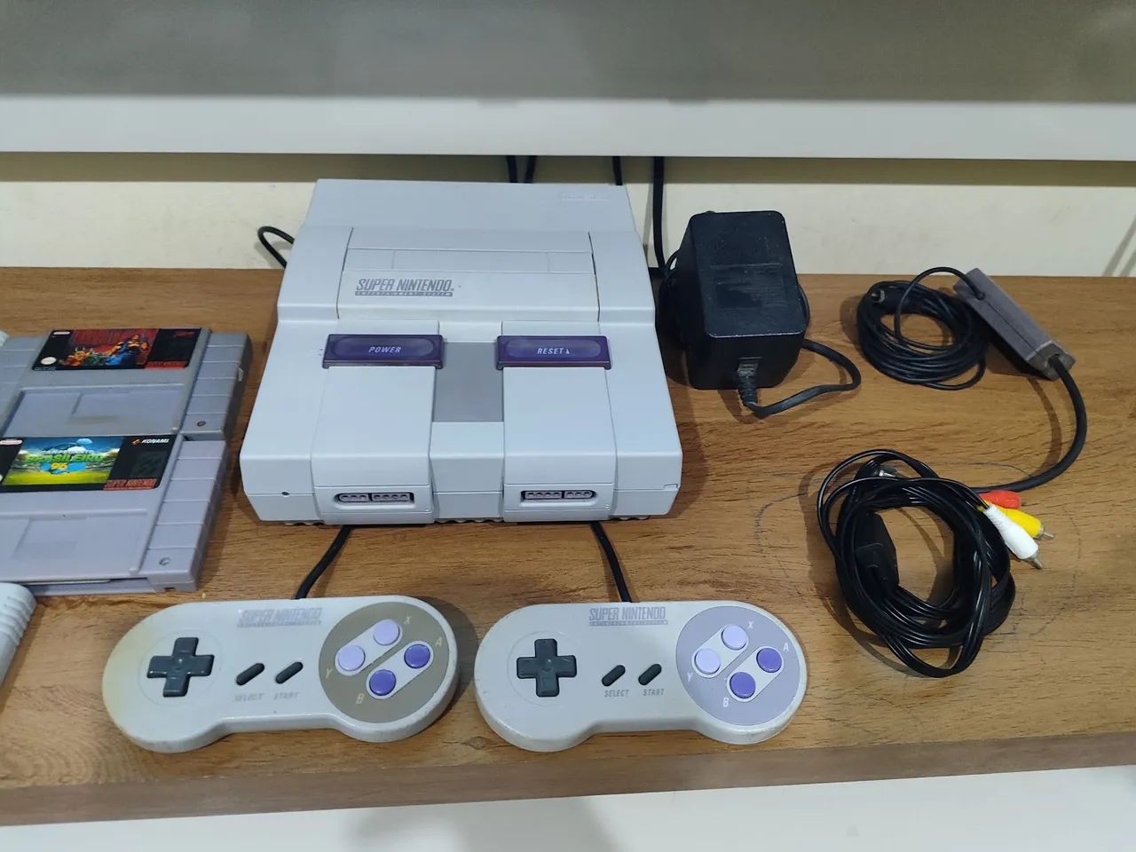Super Nintendo completo com acessórios originais e 5  jogos - Foto 2