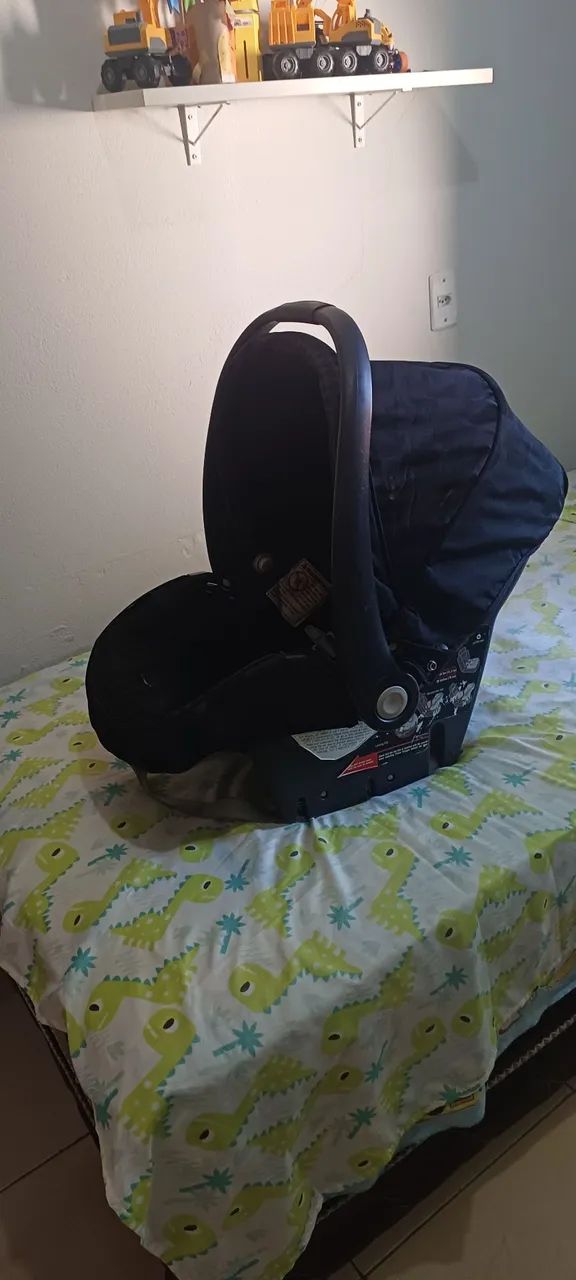 Bebe conforto + Base para auto. Em Ótimo estado