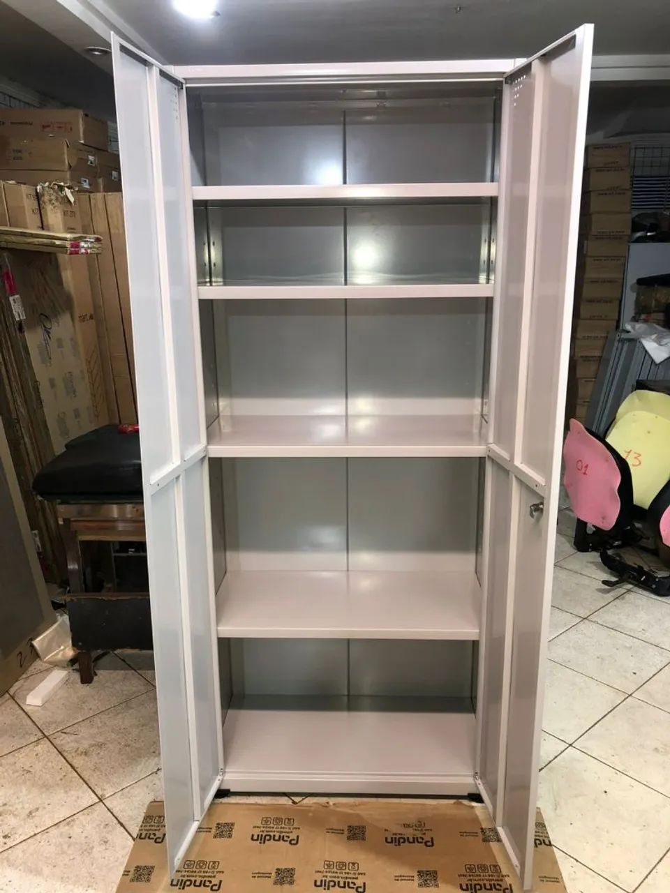 Guarda-Roupa de Aço Branco - Novo e Moderno! - Foto 2