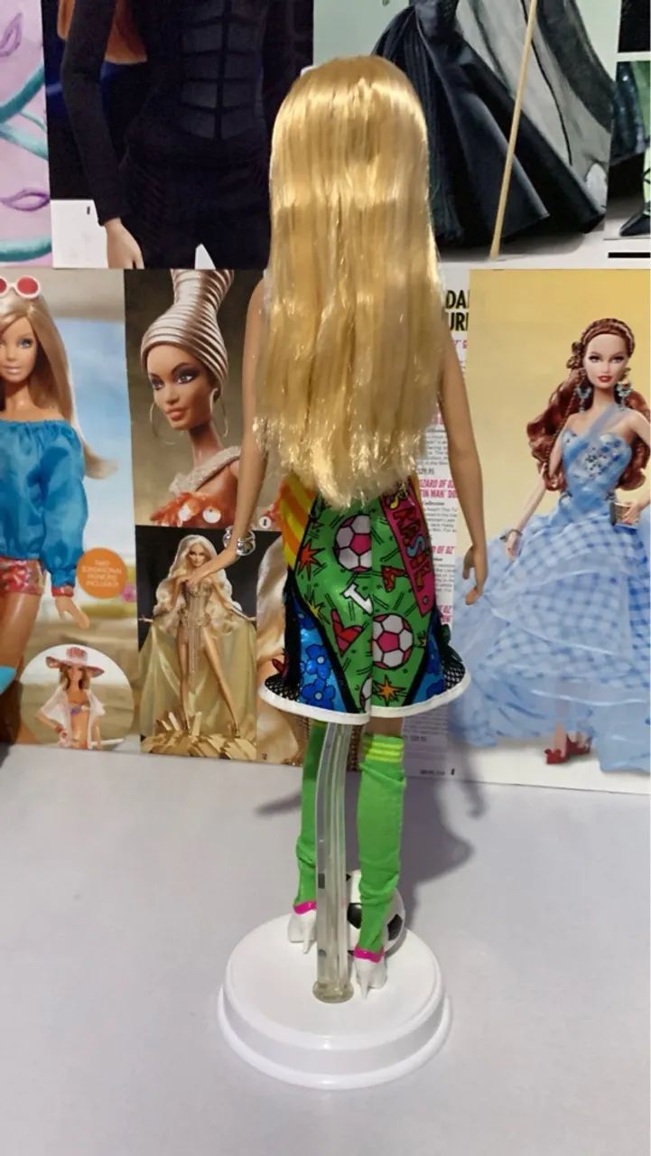 barbie collector romero britto / model muse - Foto 3