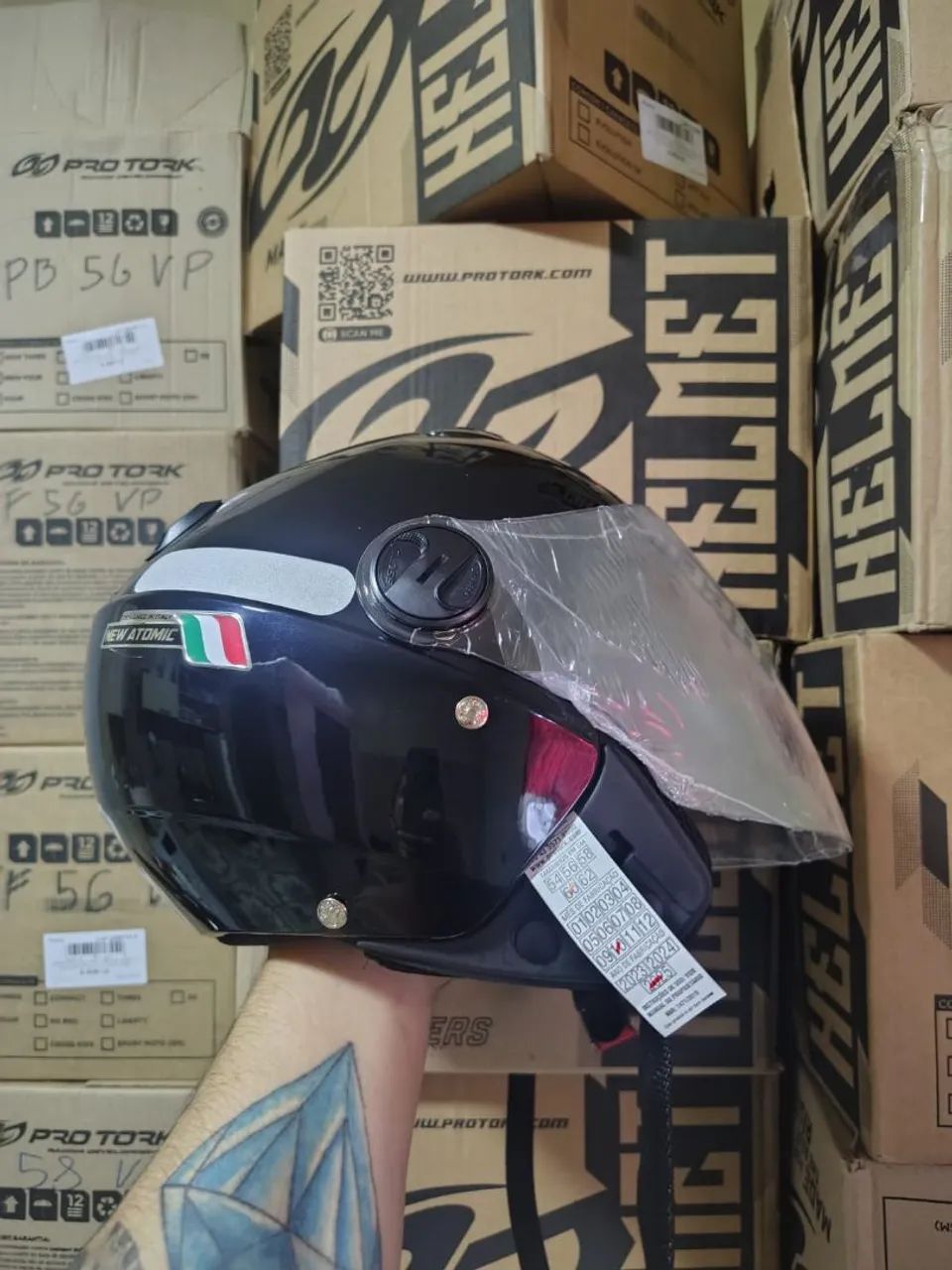 Capacete com óculos  - Foto 2