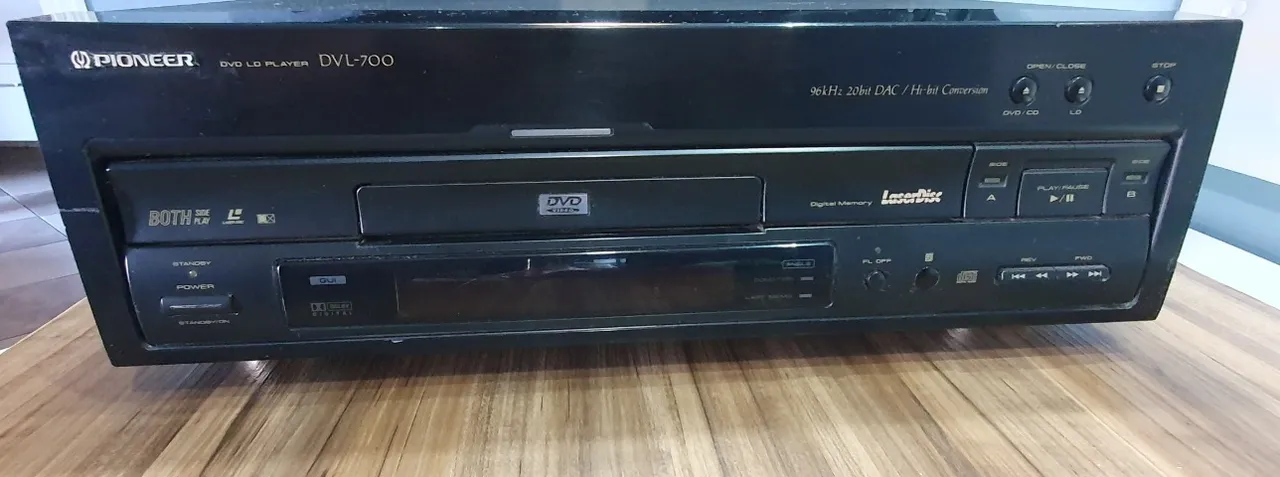 LaserDisc Pionner DVL-700 + Coleção Discos