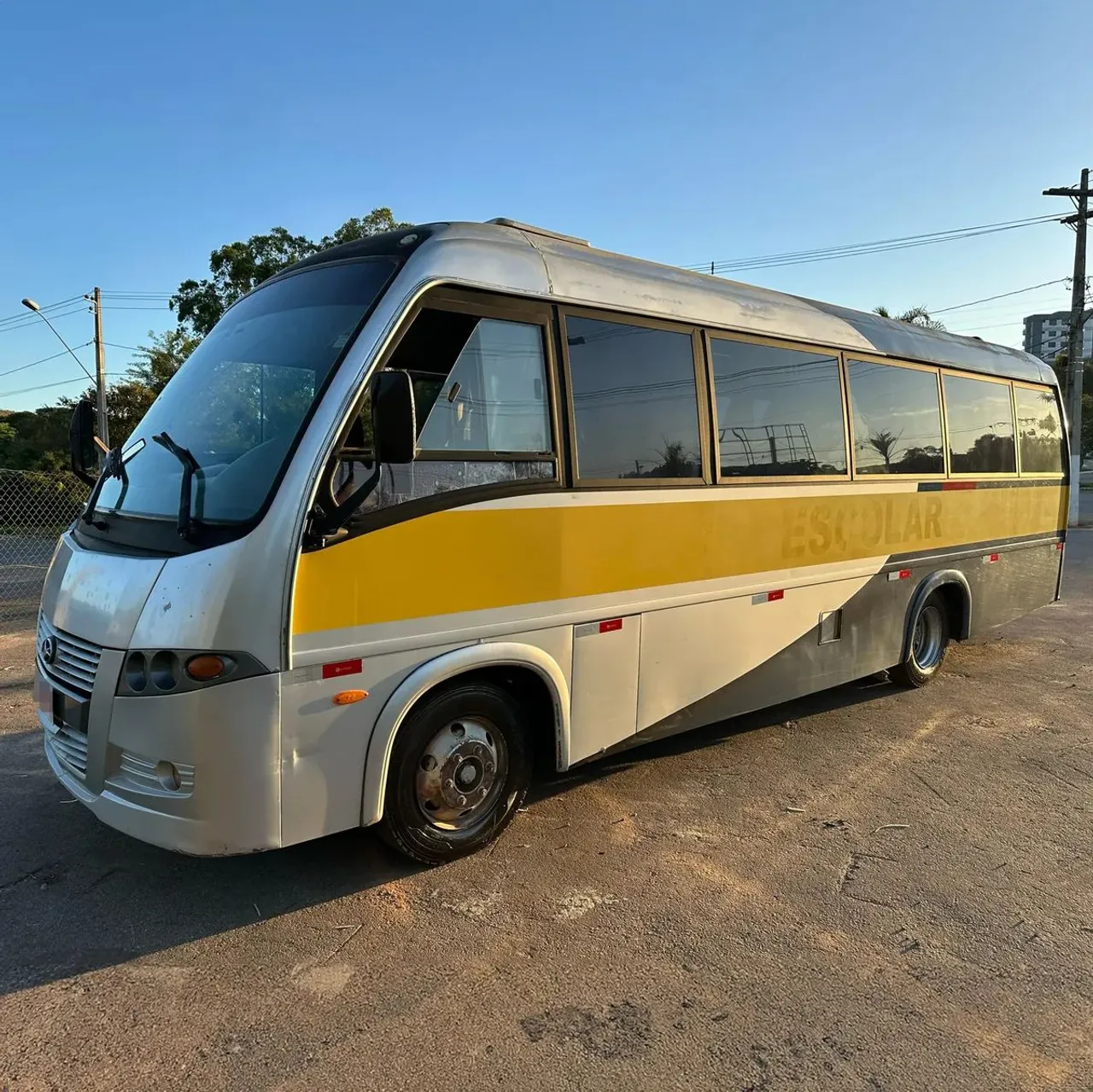 Ônibus Escolar 