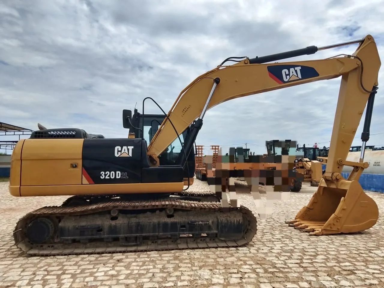 CAT ESCAVADEIRA  - Foto 2