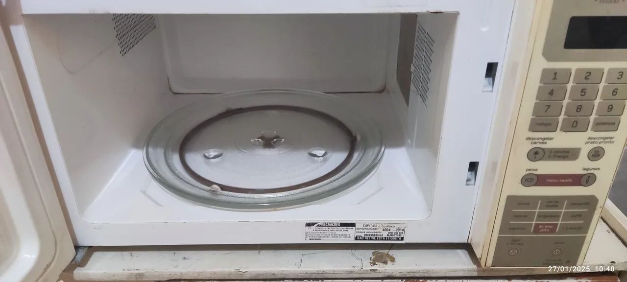 Micro-ondas Brastemp Max 30 L em ótimo estado! - Foto 2
