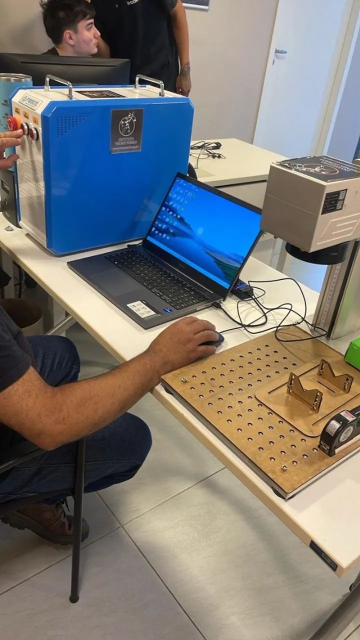 Máquina Gravação A Laser Fiber F200 Rotary 30w - Foto 3